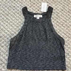 NWT forever 21 crop tank. Size M